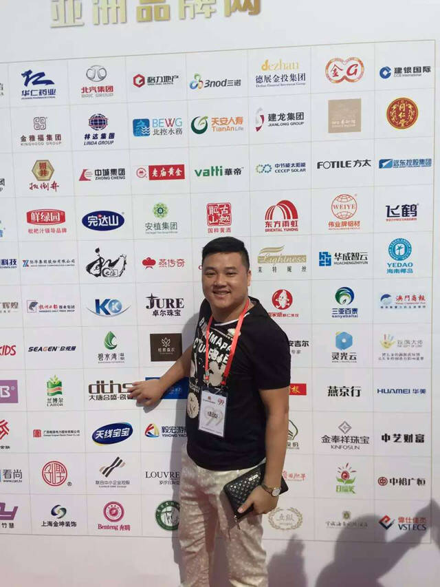 4 大唐合盛瓷砖副总经理兼营销中心总经理邱隆煌亲临盛典.jpg