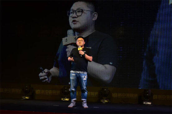 新中源陶瓷中国设计星晋级演讲会IV落下帷幕：林嘉诚、方飞突破重围1916.jpg