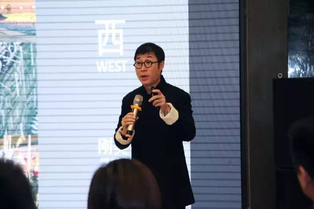 12 设计名家：何永明演讲.jpg