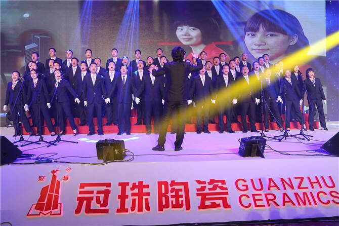 15插图十五：精彩纷呈的节目表演.JPG